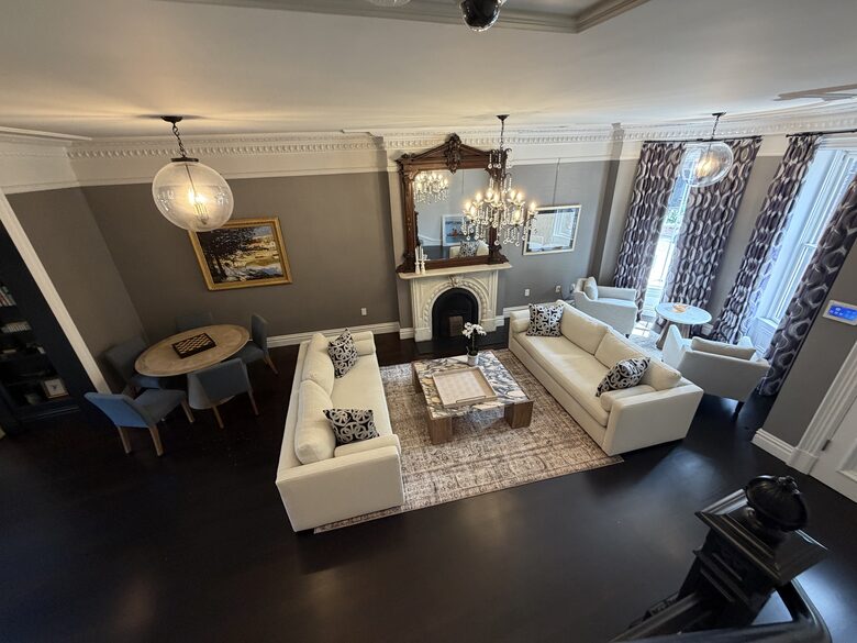 Timeless South End Elegance with Rooftop Terraces - Boston, Massachusetts