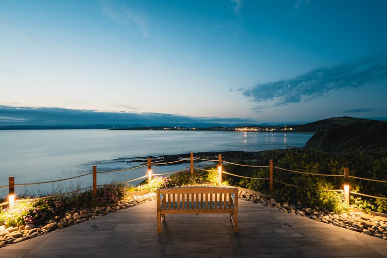 Oceanfront Cliff House & Lodge with Tennis Court / Sauna / Plunge Pool - Rossnowlagh, Ireland