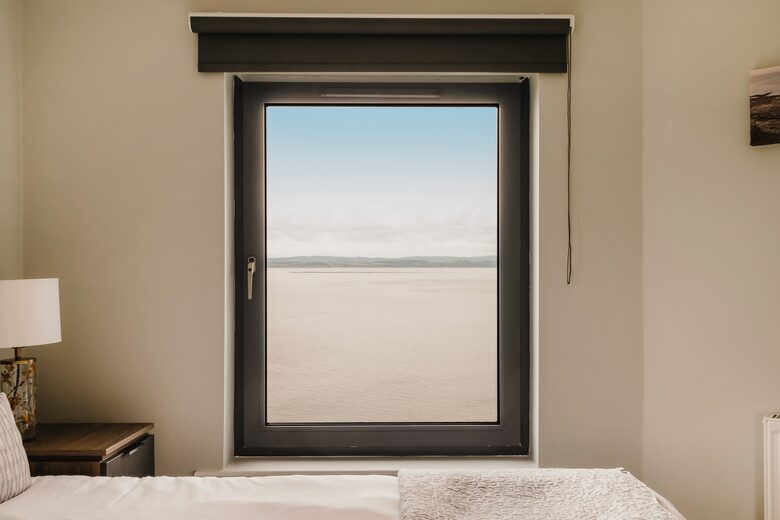 Oceanfront Cliff House & Lodge with Tennis Court / Sauna / Plunge Pool - Rossnowlagh, Ireland