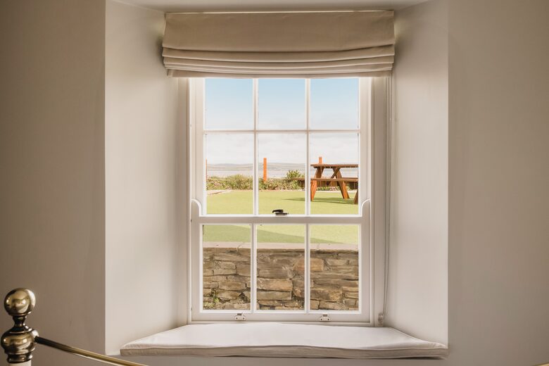Oceanfront Cliff House & Lodge with Tennis Court / Sauna / Plunge Pool - Rossnowlagh, Ireland