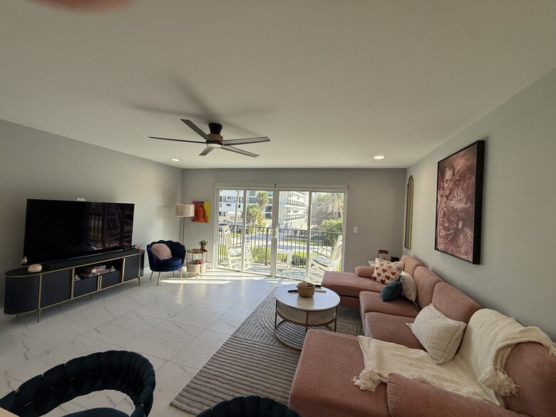 Modern Beachside Retreat Steps from Deerfield Beach - Deerfield Beach, Florida