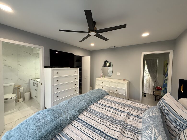Modern Beachside Retreat Steps from Deerfield Beach - Deerfield Beach, Florida