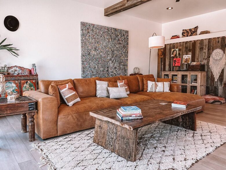 Western-Inspired Luxury on 2.5 Acres in Pioneertown - Pioneertown, California