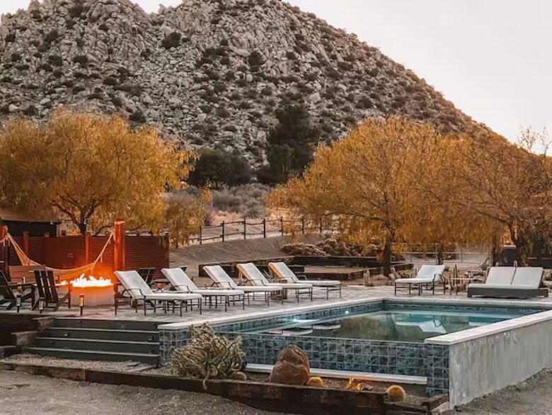 Western-Inspired Luxury on 2.5 Acres in Pioneertown - Pioneertown, California