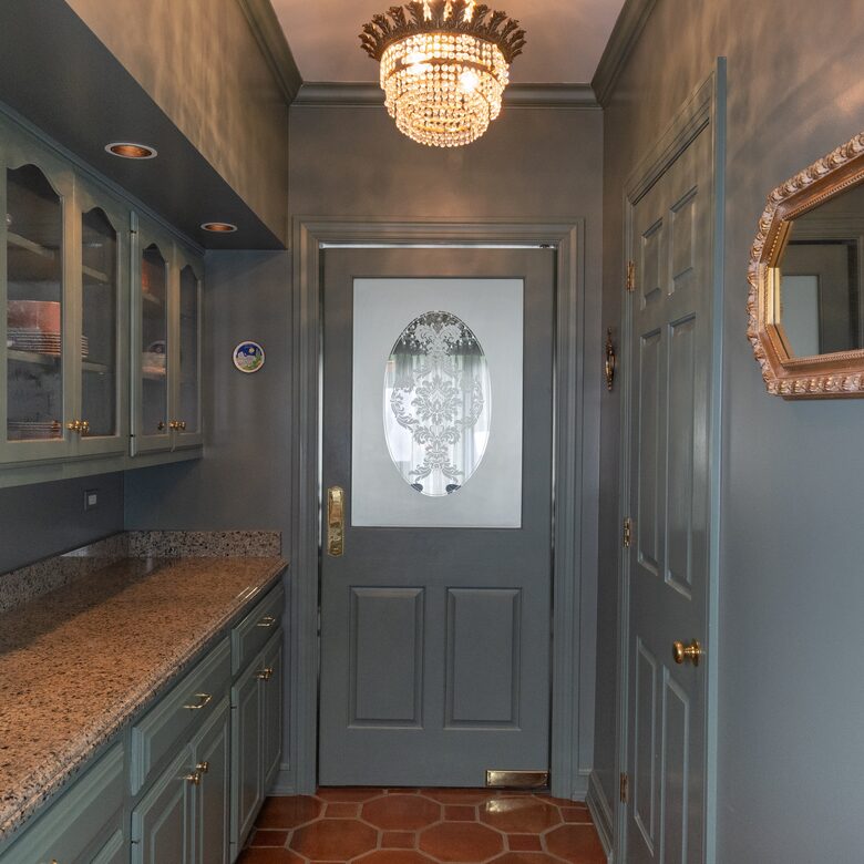Raven Ridge | A Private Countryside Estate in Northern Illinois - Old Mill Creek, Illinois