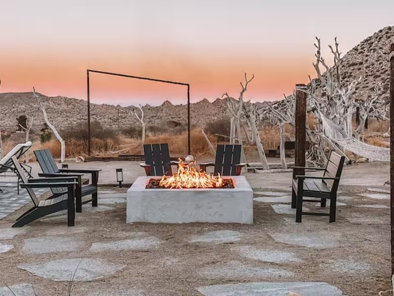 Western-Inspired Luxury on 2.5 Acres in Pioneertown - Pioneertown, California