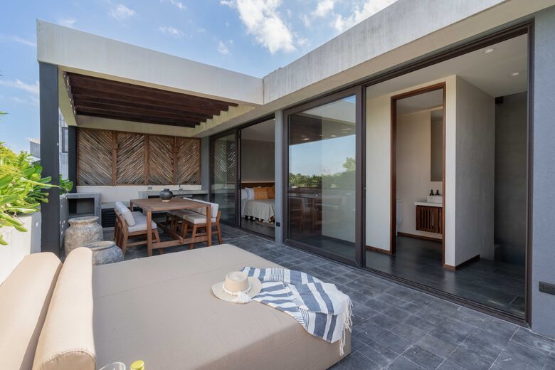Contemporary Tropical Retreat in Tulum - Tulum, Mexico