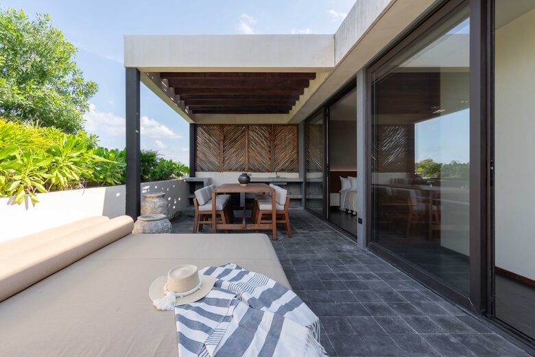 Contemporary Tropical Retreat in Tulum - Tulum, Mexico