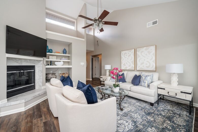 Lake Hamilton Retreat with Panoramic Views and Boat Slip - Lake Hamilton, Arkansas