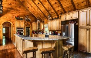 Elevated Mountain Living in the Heart of the Smokies - Sevierville, Tennessee