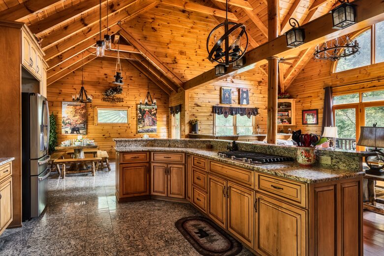Elevated Mountain Living in the Heart of the Smokies - Sevierville, Tennessee