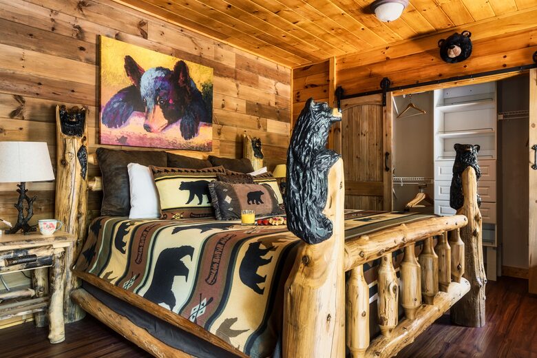 Elevated Mountain Living in the Heart of the Smokies - Sevierville, Tennessee