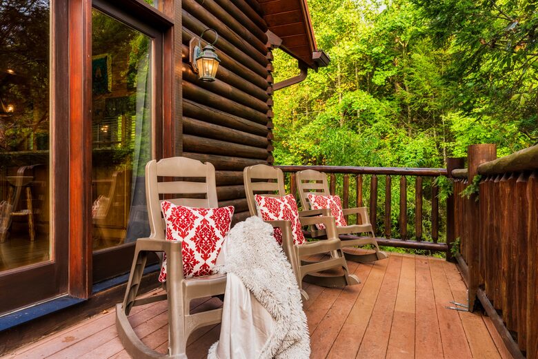 Elevated Mountain Living in the Heart of the Smokies - Sevierville, Tennessee