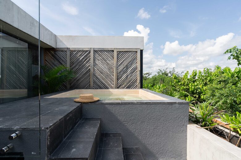 Contemporary Tropical Retreat in Tulum - Tulum, Mexico