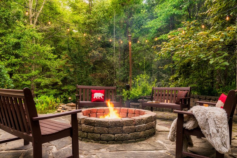 Elevated Mountain Living in the Heart of the Smokies - Sevierville, Tennessee