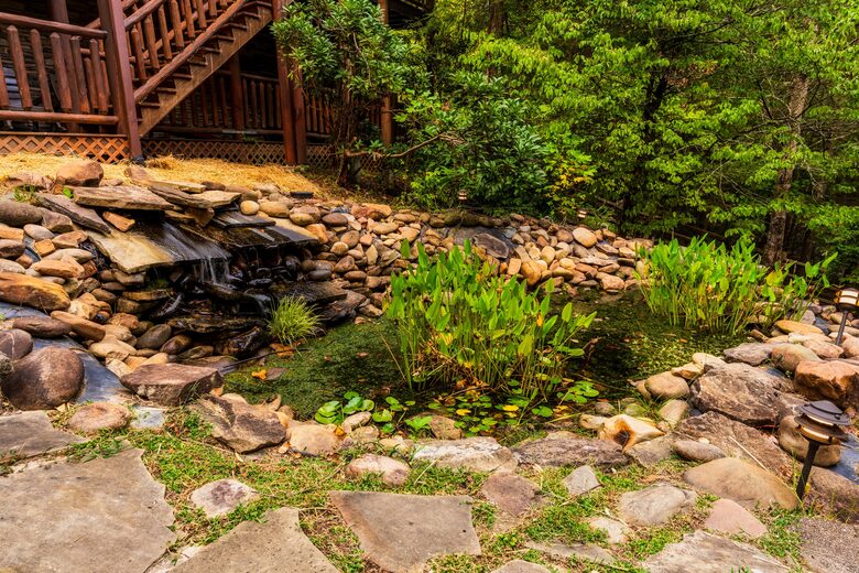 Elevated Mountain Living in the Heart of the Smokies - Sevierville, Tennessee