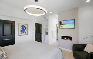 Corona del Mar Coastal Home with Rooftop Deck and Private Patio - Corona del Mar, California