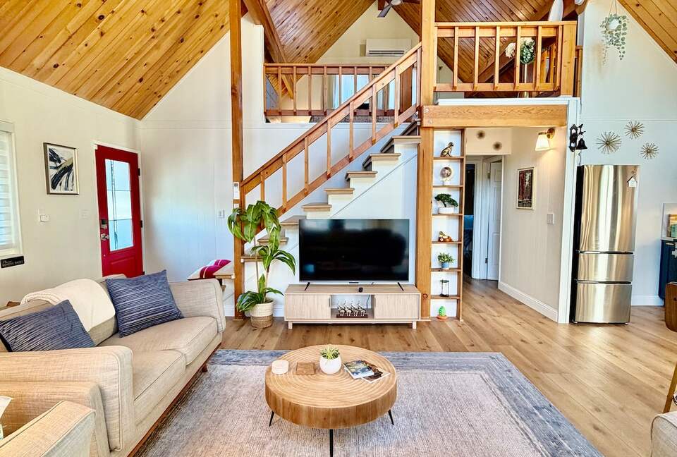 Modern A-Frame Chalet Near Yosemite with Private Deck - Groveland, California