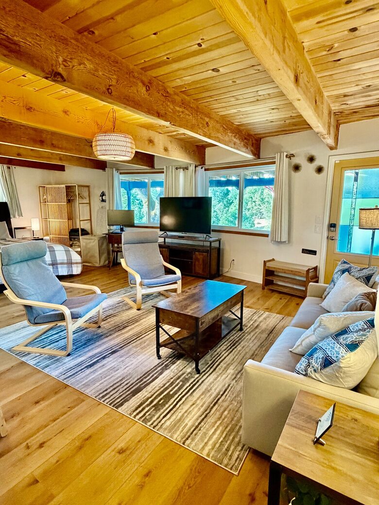 Modern A-Frame Chalet Near Yosemite with Private Deck - Groveland, California