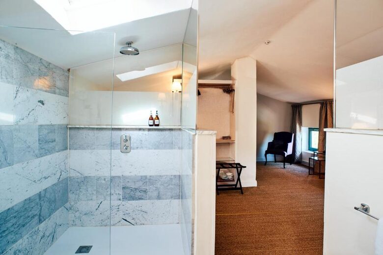Secluded Tuscan Villa with Private Pool - Marliana, Italy