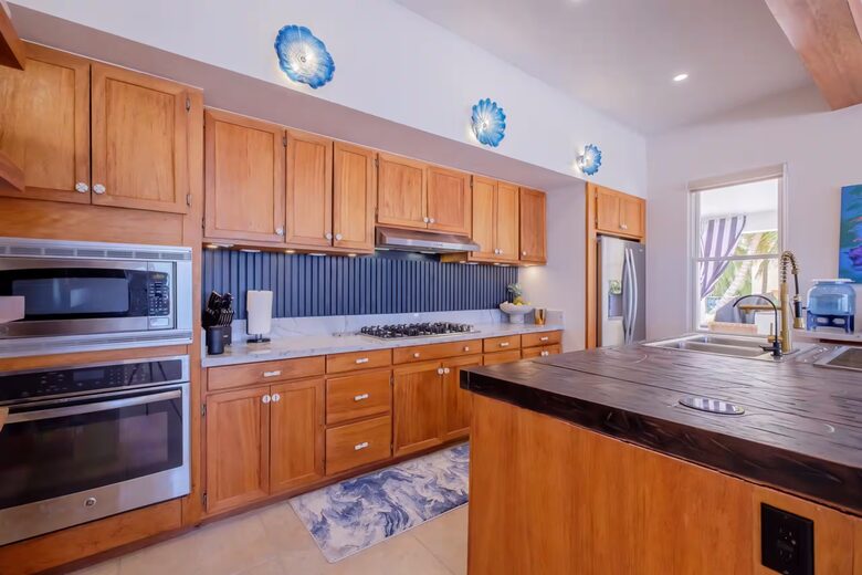 Refined Beachfront Living on Ambergris Caye - San Pedro Town, Belize