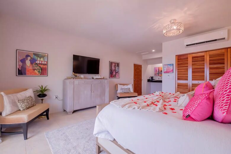 Refined Beachfront Living on Ambergris Caye - San Pedro Town, Belize