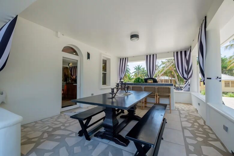 Refined Beachfront Living on Ambergris Caye - San Pedro Town, Belize