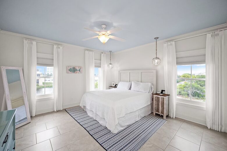 Charming Tannin Village Retreat Steps from the Beach - Orange Beach, Alabama