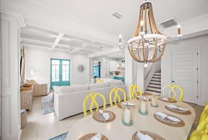 Charming Tannin Village Retreat Steps from the Beach - Orange Beach, Alabama