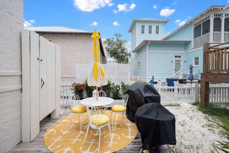 Charming Tannin Village Retreat Steps from the Beach - Orange Beach, Alabama