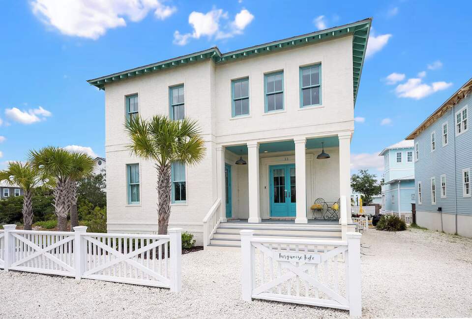 Charming Tannin Village Retreat Steps from the Beach - Orange Beach, Alabama