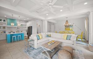 Charming Tannin Village Retreat Steps from the Beach - Orange Beach, Alabama
