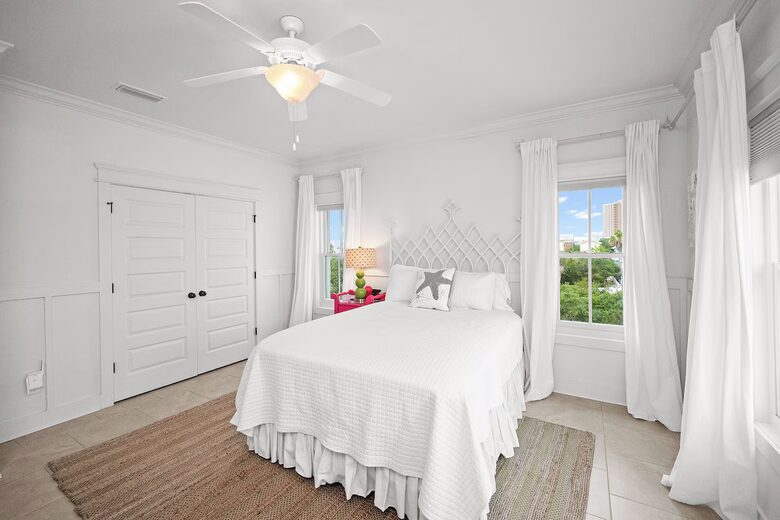 Charming Tannin Village Retreat Steps from the Beach - Orange Beach, Alabama
