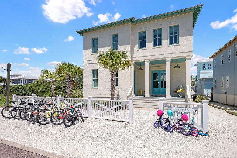 Charming Tannin Village Retreat Steps from the Beach - Orange Beach, Alabama