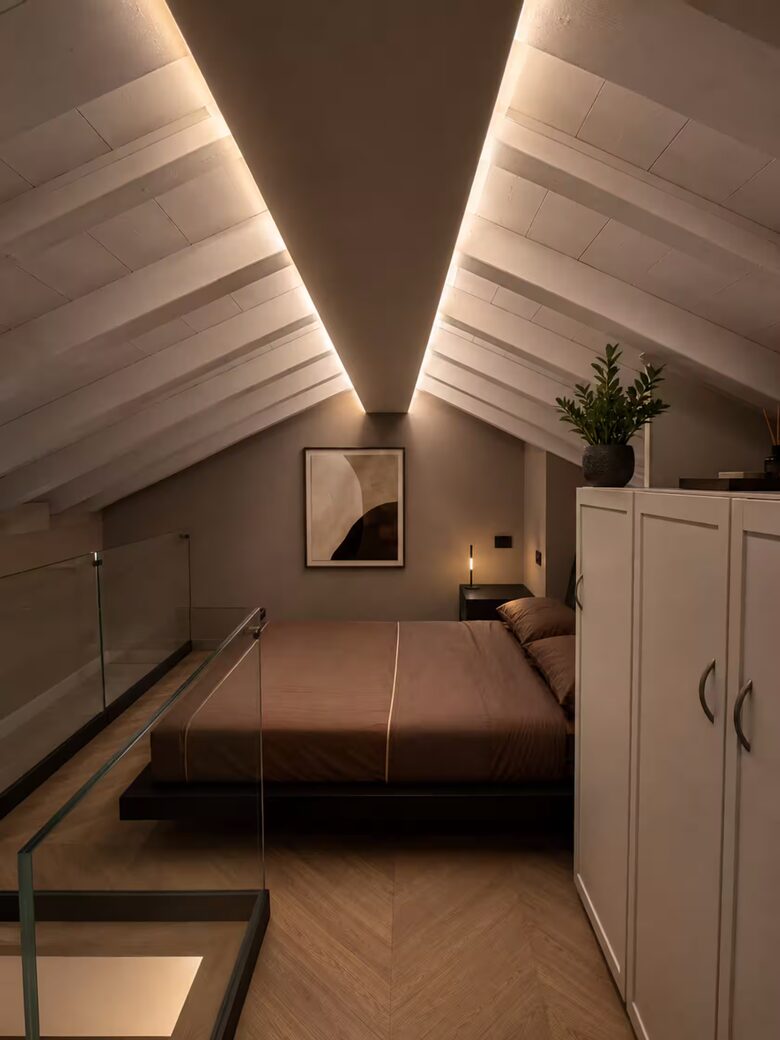 Elegant Designer Penthouse in Historic Bologna - Bologna, Italy