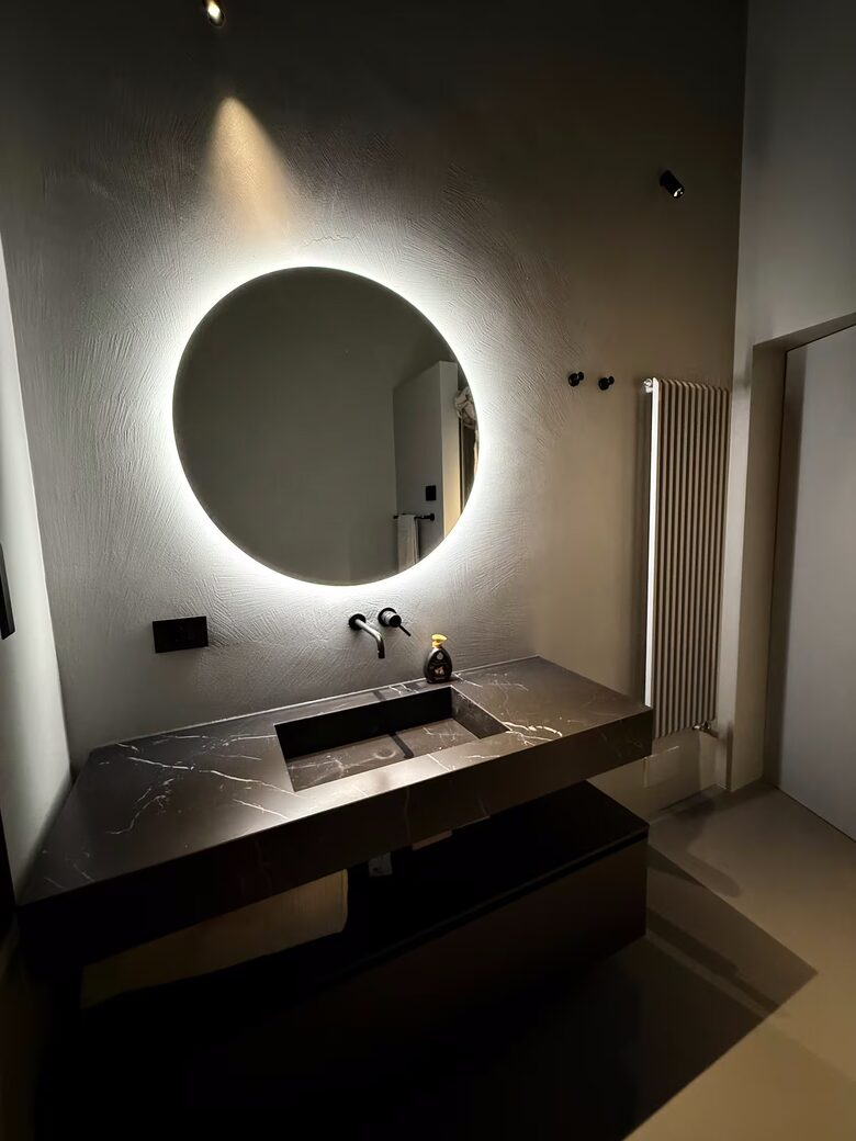 Elegant Designer Penthouse in Historic Bologna - Bologna, Italy