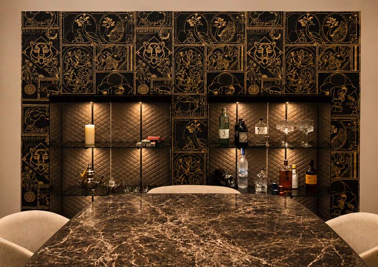 Elegant Designer Penthouse in Historic Bologna - Bologna, Italy