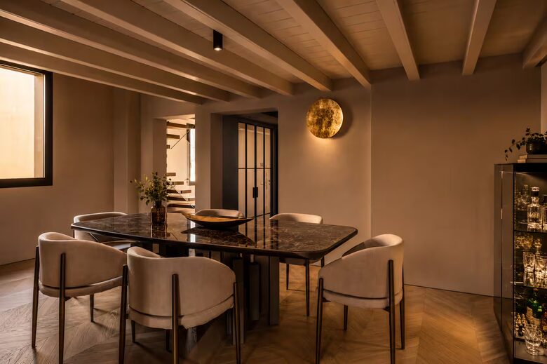 Elegant Designer Penthouse in Historic Bologna - Bologna, Italy