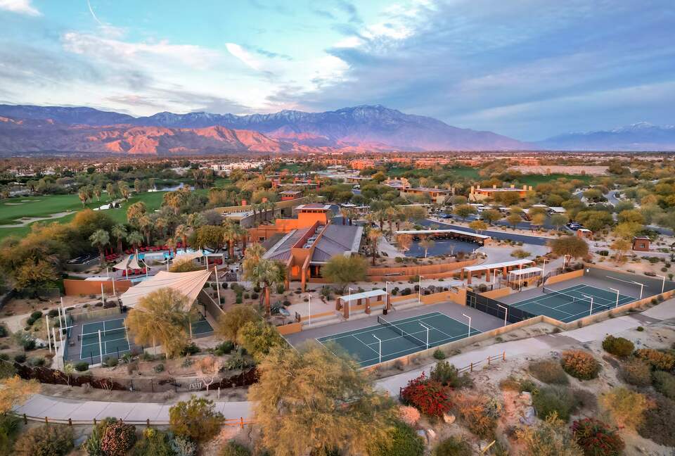 Hilton Grand Vacations Club Palm Desert | Two Bedroom - Palm Desert, California