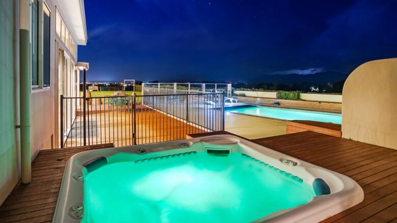 Tuscan-Inspired Luxury Villa with Marlborough Vineyard Views - Riverlands, New Zealand