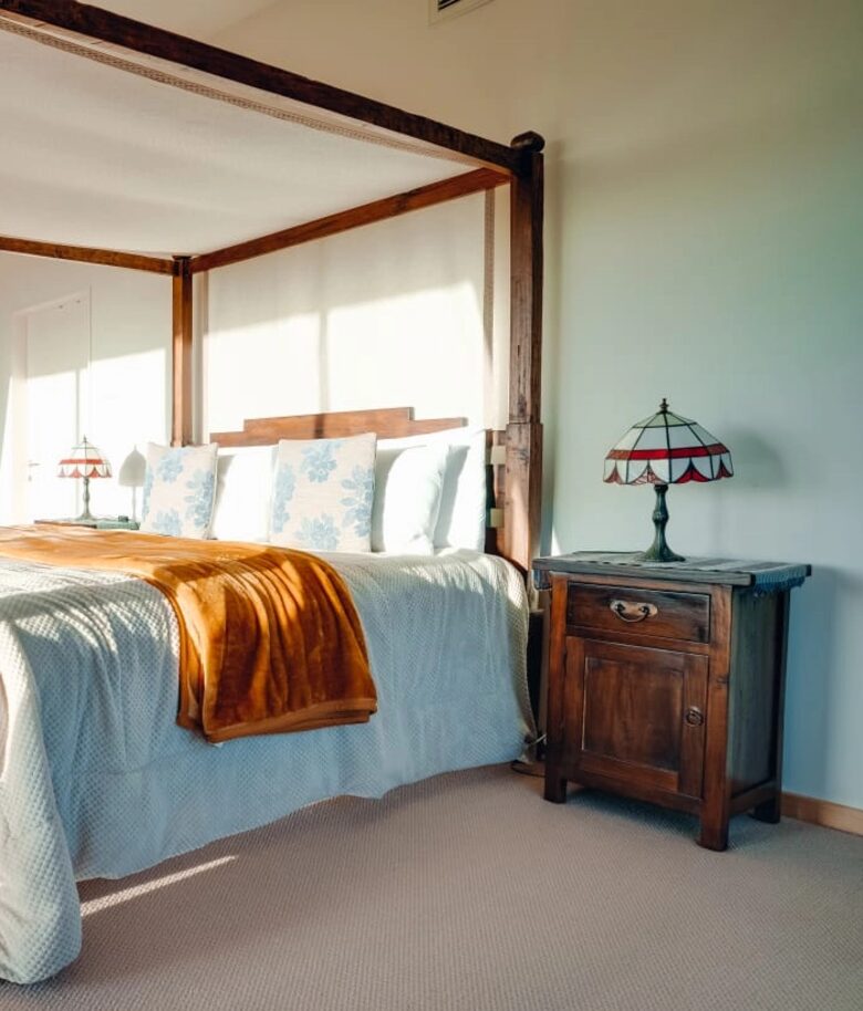 Tuscan-Inspired Luxury Villa with Marlborough Vineyard Views - Riverlands, New Zealand