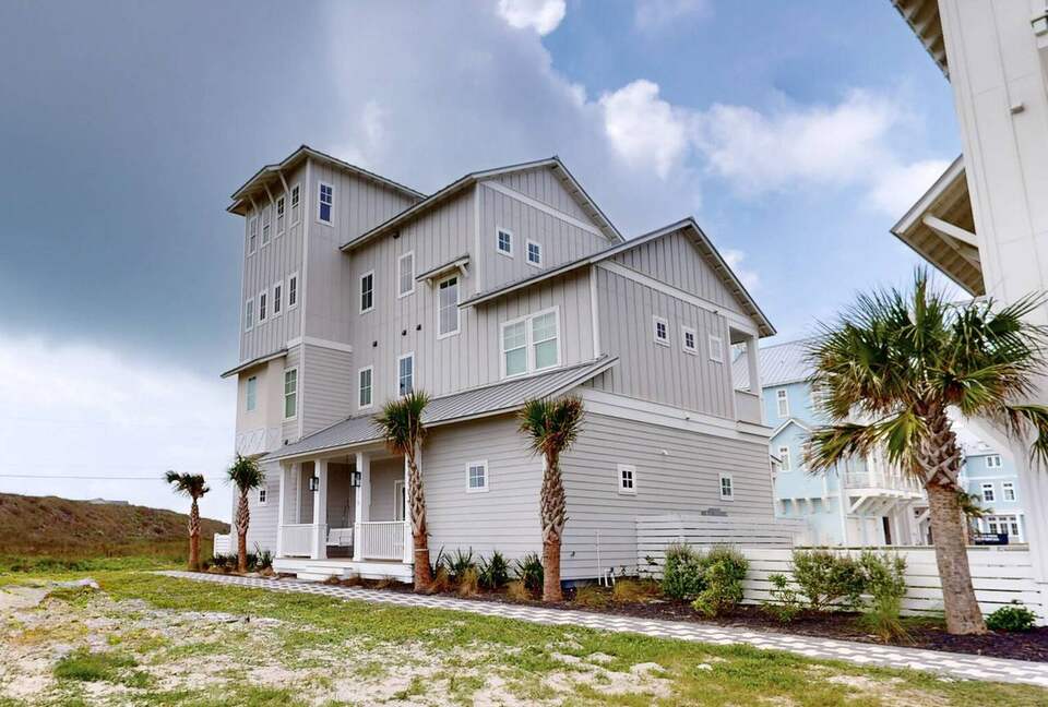 Elevated Port Aransas Retreat with Panoramic Gulf Views - Port Aransas, Texas