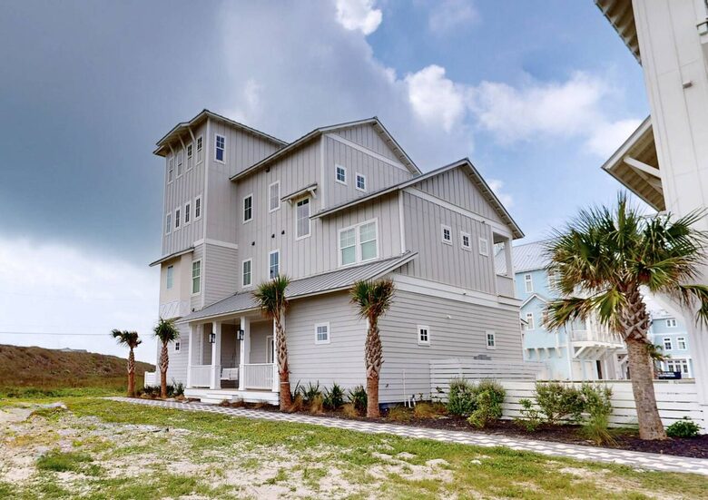 Elevated Port Aransas Retreat with Panoramic Gulf Views - Port Aransas, Texas