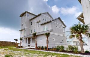 Elevated Port Aransas Retreat with Panoramic Gulf Views - Port Aransas, Texas