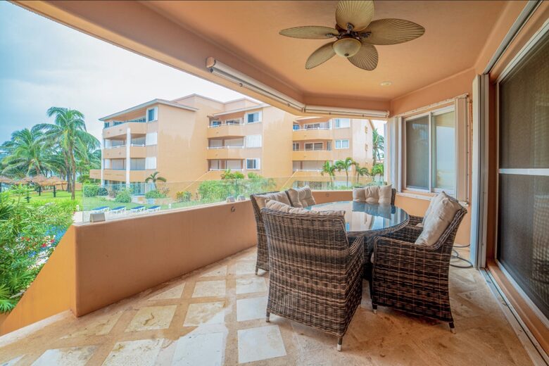 Caribbean Oceanfront Retreat at Villa del Mar II - Puerto Aventuras, Mexico