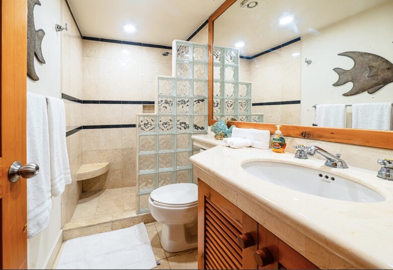 Caribbean Oceanfront Retreat at Villa del Mar II - Puerto Aventuras, Mexico