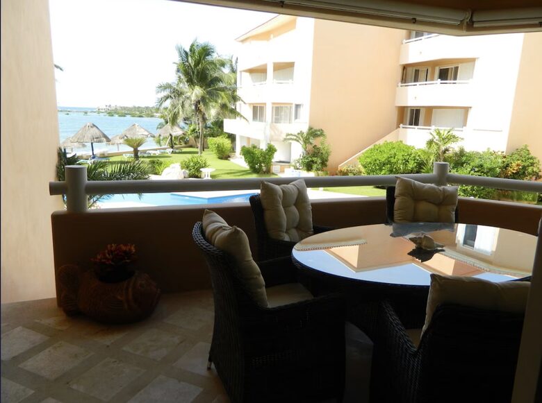 Caribbean Oceanfront Retreat at Villa del Mar II - Puerto Aventuras, Mexico