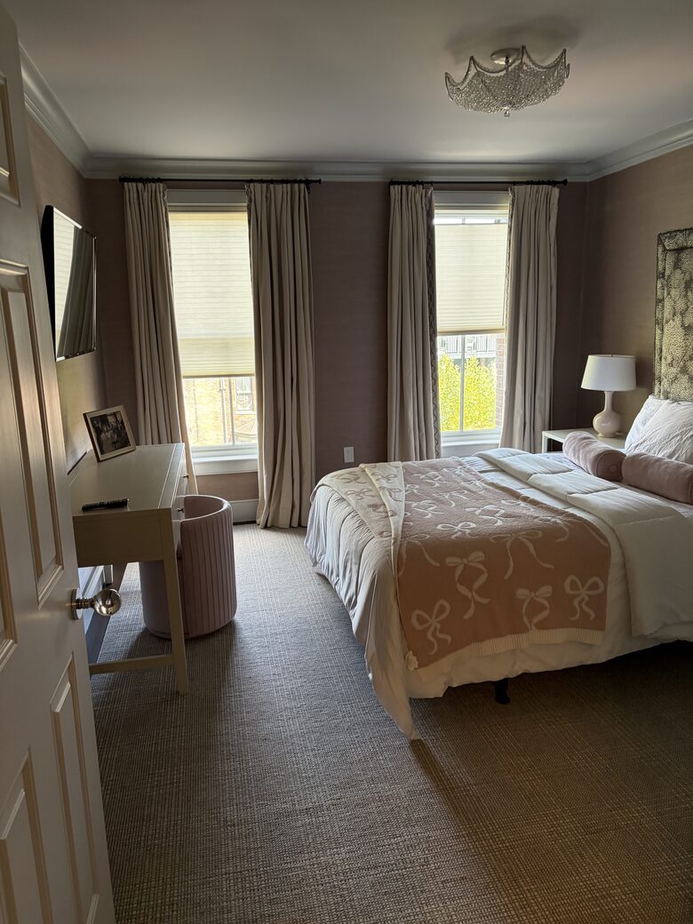 Timeless South End Elegance with Rooftop Terraces - Boston, Massachusetts