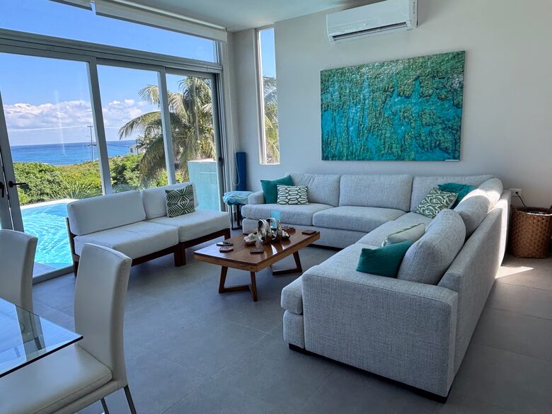 Contemporary Isla Mujeres Retreat with Infinity Pool & Ocean Views - Isla Mujeres, Mexico