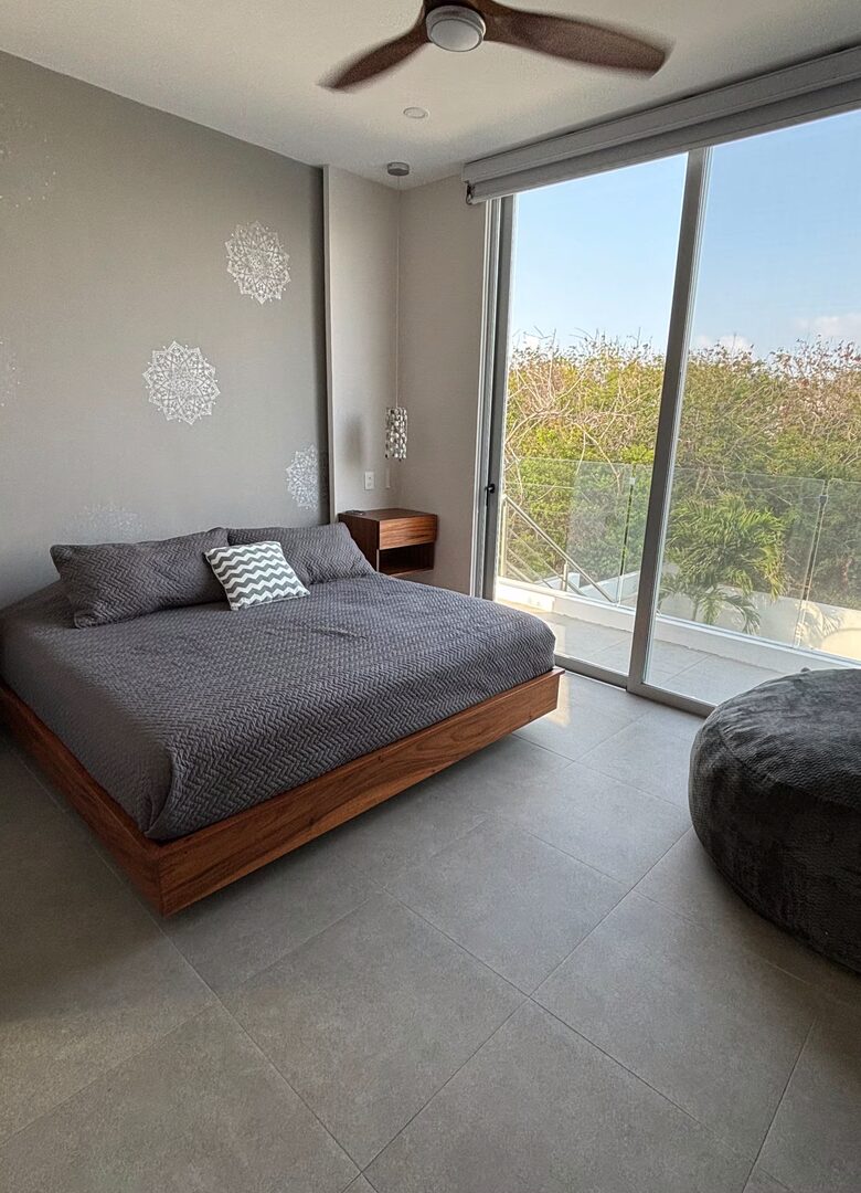 Contemporary Isla Mujeres Retreat with Infinity Pool & Ocean Views - Isla Mujeres, Mexico